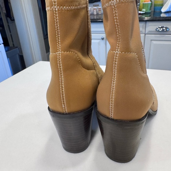 NEW! Donald Pliner Women's Waldon Leather Bootie Caramel Size 6 - Picture 5 of 12